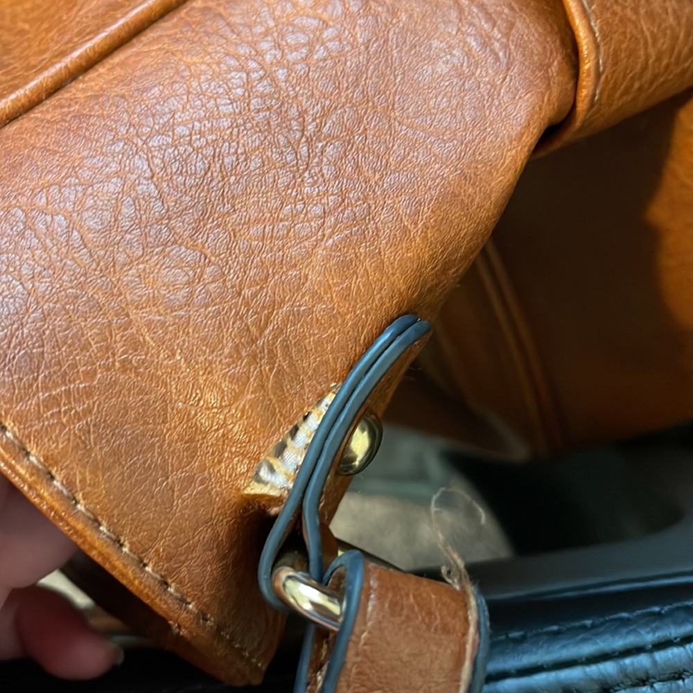 Purse - Picture 8 of 9